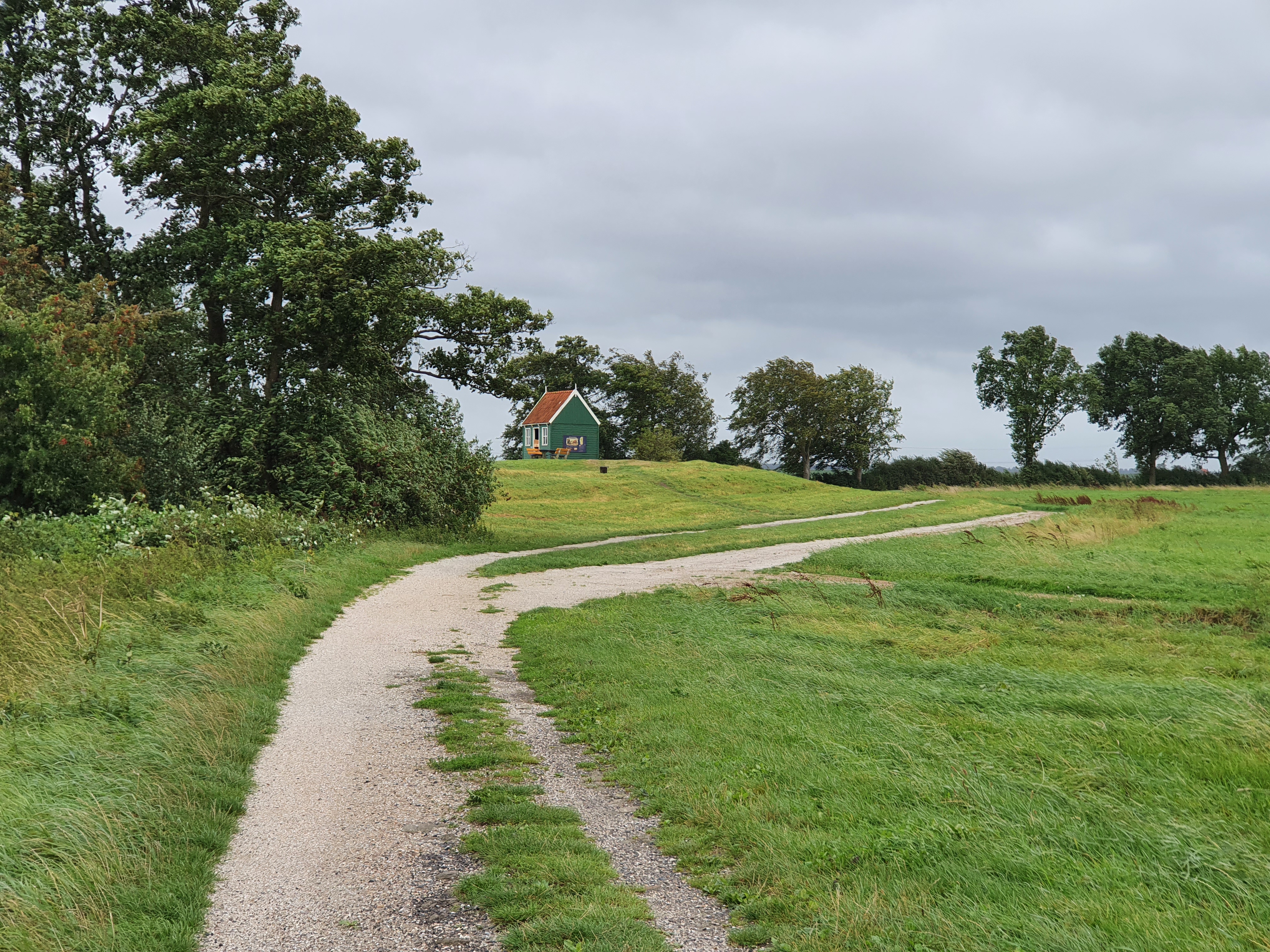 Ein Hügel unter dem Meerespiegel. Schokland.