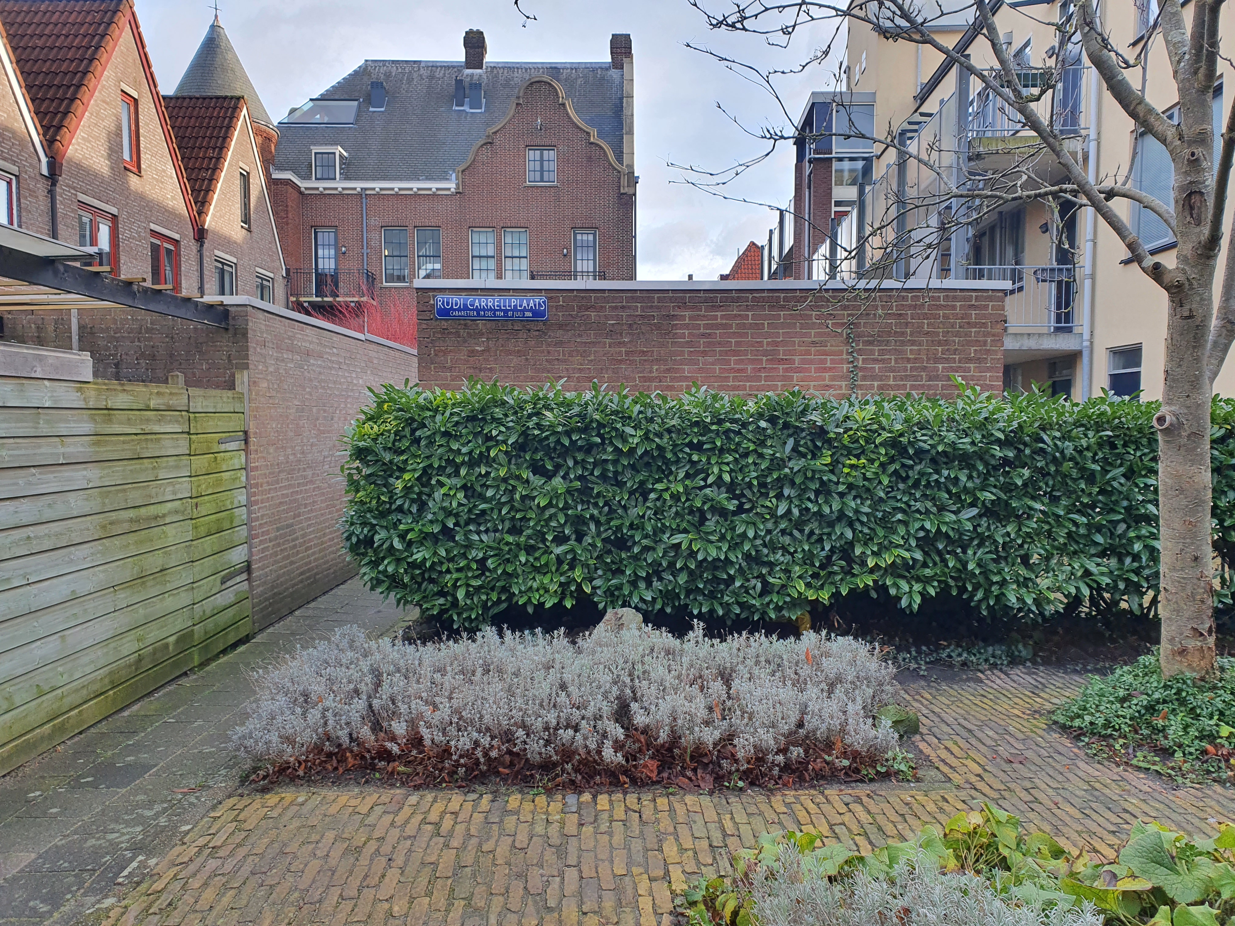 Rudi Carrellplaats. Wichtigste Sehenswürdigkeit von Alkmaar.