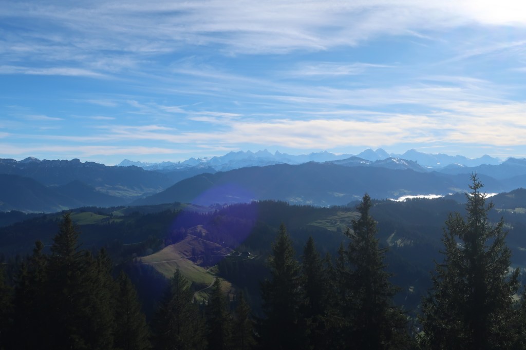 Blick in die Berner Alpen. Vom Napf.