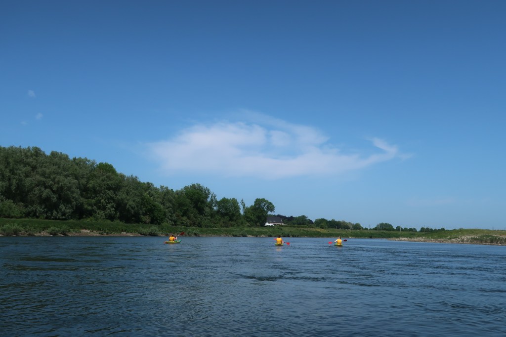 Mit dem Kanu auf der Maas.