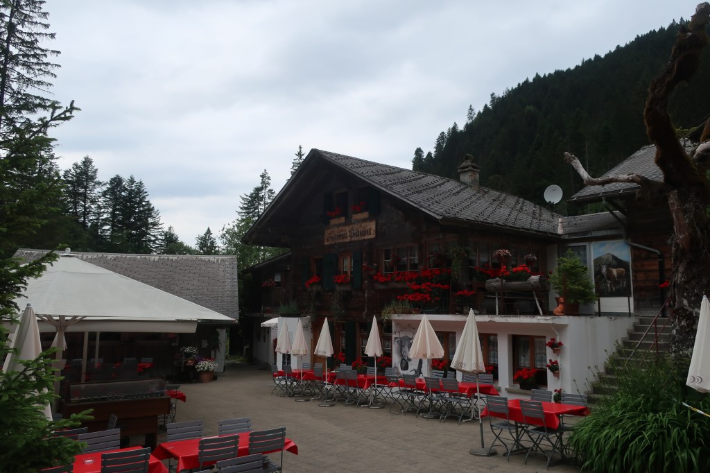 Restaurant Pochtenfall.