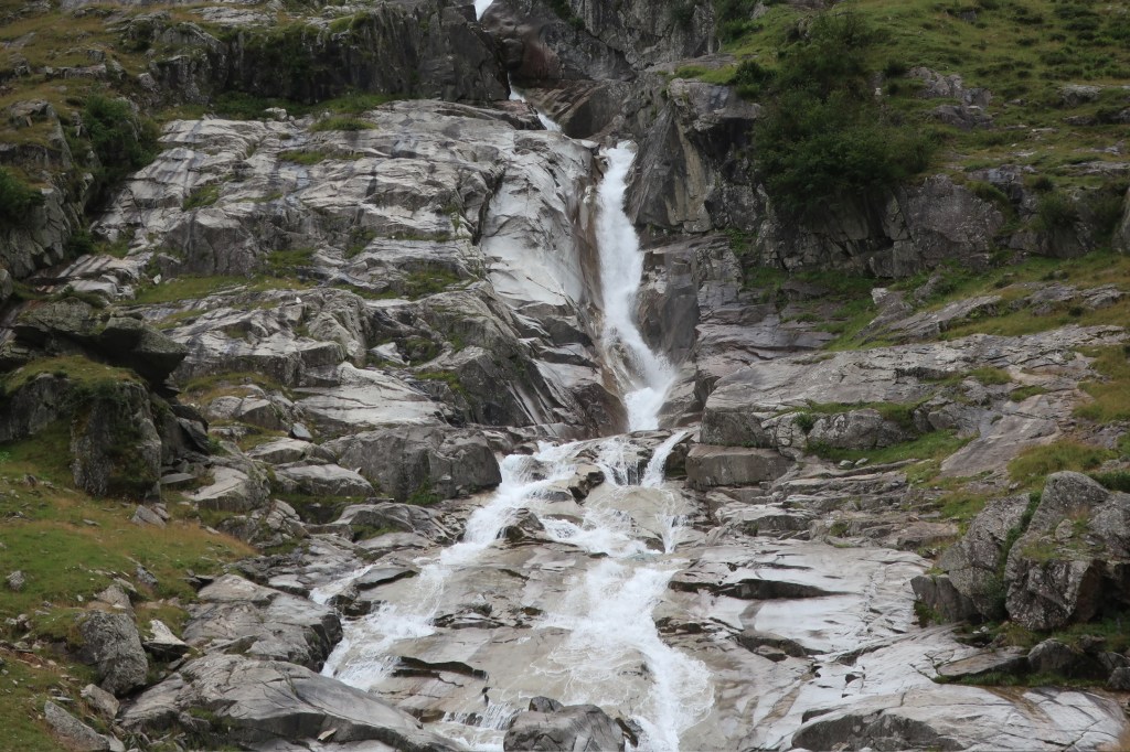 Wasserfall Frontscha im Val Sumvitg.