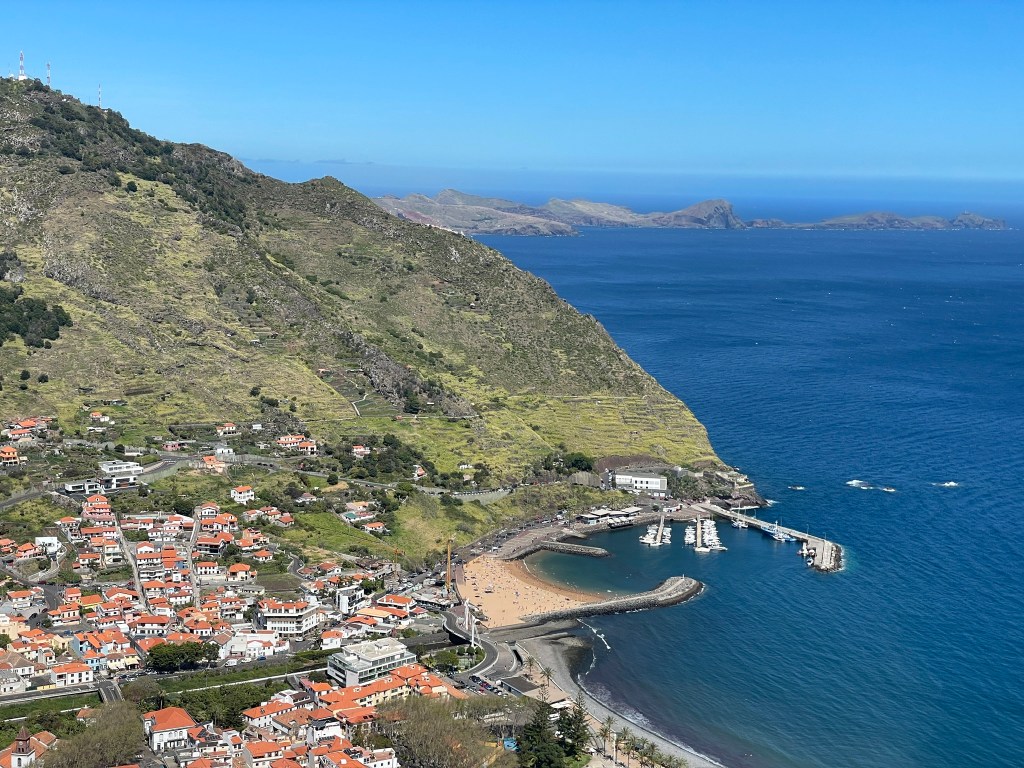 Blick auf Machico.